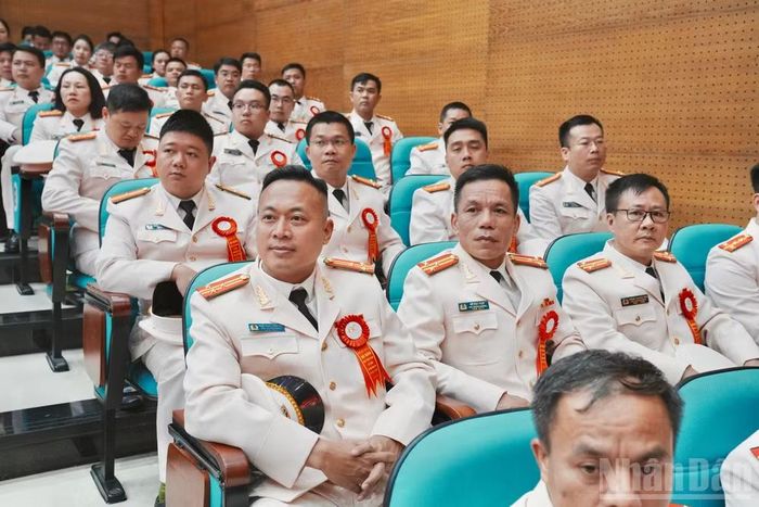 Cán bộ chiến sĩ lực lượng An ninh nhân dân, Công an tỉnh Lạng Sơn dự Lễ Kỷ niệm.