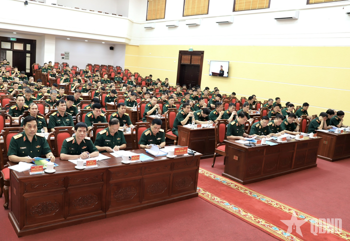 Các đại biểu dự hội nghị.