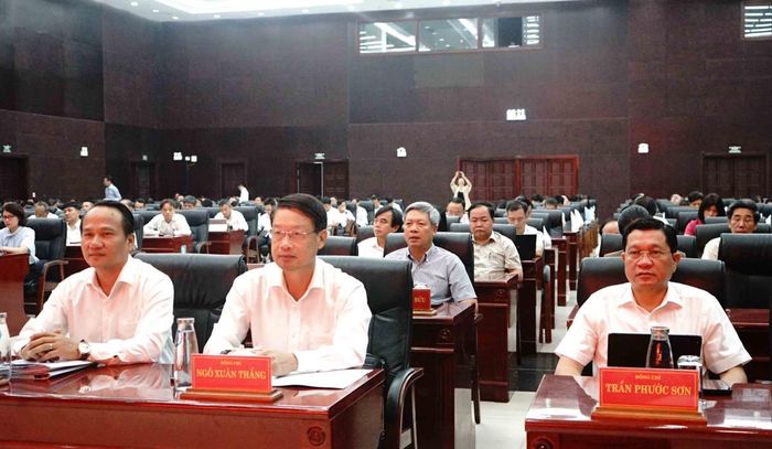 Các đại biểu dự hội nghị