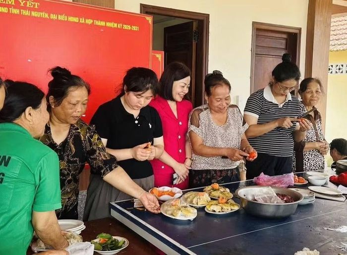 Học viên tích cực tham gia lớp đào tạo nghề thường xuyên Kỹ thuật chế biến món ăn.
