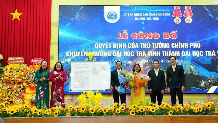 Công bố Quyết định của Thủ tướng chuyển Trường Đại học Trà Vinh thành Đại học Trà Vinh vào tháng 4/2026.