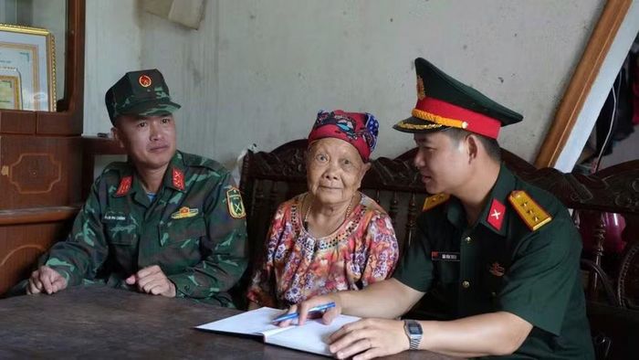 Bám sát địa bàn, gần dân, hiểu dân và kịp thời giải quyết những vấn đề phát sinh là yêu cầu đặt ra đối với đội ngũ cán bộ cơ sở trong mô hình chính quyền mới ở Quảng Ninh.