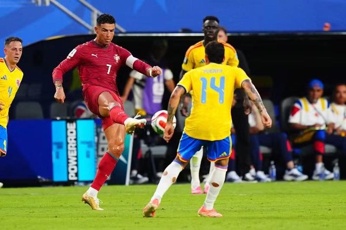 Cụ thể, trang Foresportia AI dự đoán Colombia thắng với tỷ số 2-0 hoặc 1-0.