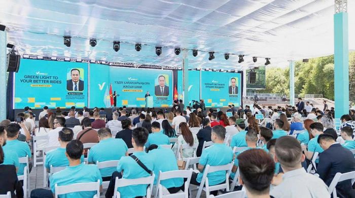 Từ câu chuyện của Xanh SM tại Kazakhstan, liệu chúng ta có thể kỳ vọng một làn sóng mới của các thương hiệu Việt Nam vươn ra Trung Á và xa hơn nữa hay không? Vai trò của ngoại giao kinh tế trong hành trình đó là gì, thưa Đại sứ?