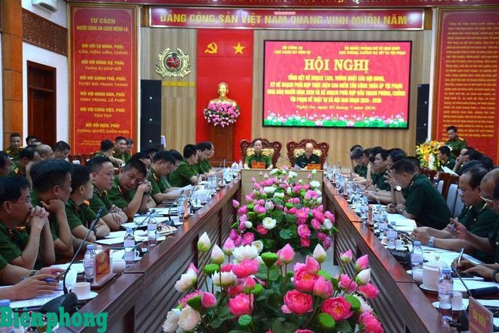 Toàn cảnh hội nghị. Ảnh: Hoa Lê