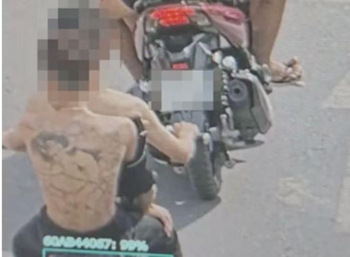Các đối tượng xăm trổ gây náo loạn đường phố được camera AI ghi lại (ảnh: CAĐN)