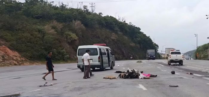 Hiện trường vụ tai nạn khiến hai người đàn ông tử vong.