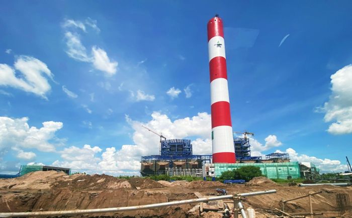 Công trường Long Phú 1 đang được đẩy nhanh tiến độ.