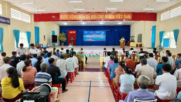 Quang cảnh buổi tuyên truyền.