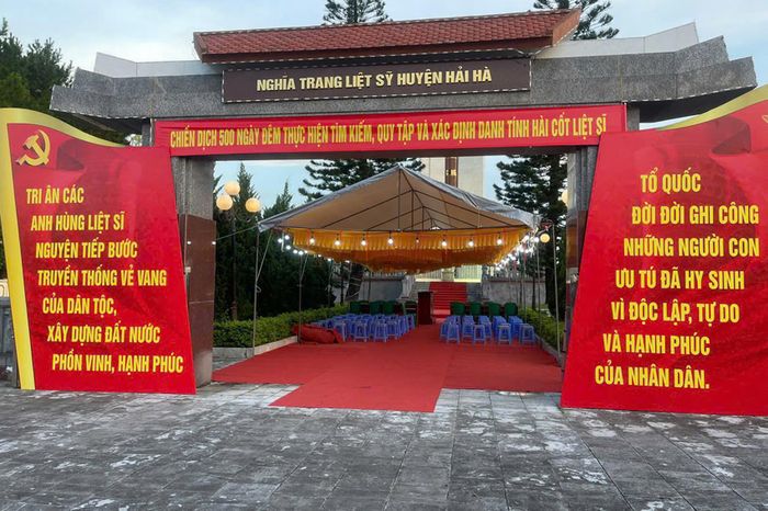 Lễ lấy mẫu ADN của các hài cốt liệt sĩ tại xã Quảng Hà. Ảnh: UBND xã Quảng Hà
