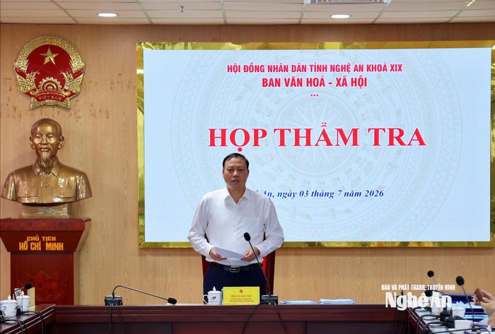Trưởng Ban Văn hóa - Xã hội HĐND tỉnh Chu Đức Thái phát biểu kết luận. Ảnh Đức An