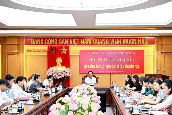 Điểm cầu Hà Tĩnh dự hội nghị.