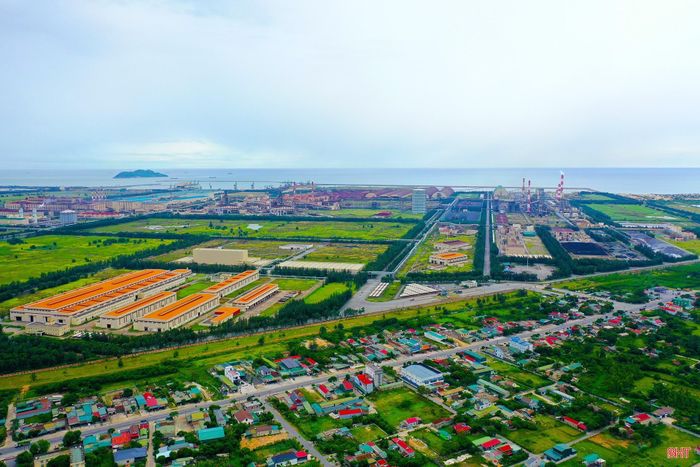 Toàn cảnh trung tâm phường Hoành Sơn hôm nay.