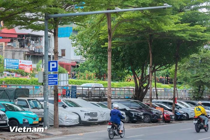 Sau thời gian triển khai, Hà Nội sẽ đánh giá hiệu quả, rà soát những bất cập để hoàn thiện phương án trước khi xem xét mở rộng phạm vi áp dụng trong các giai đoạn tiếp theo. (Ảnh: Hoài Nam/Vietnam+)