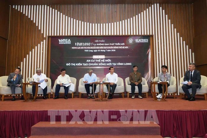 Các nhà khoa học, chuyên gia, nhà quản lý và doanh nghiệp tham gia tọa đàm tại Hội thảo. Ảnh: Phạm Minh Tuấn-TTXVN