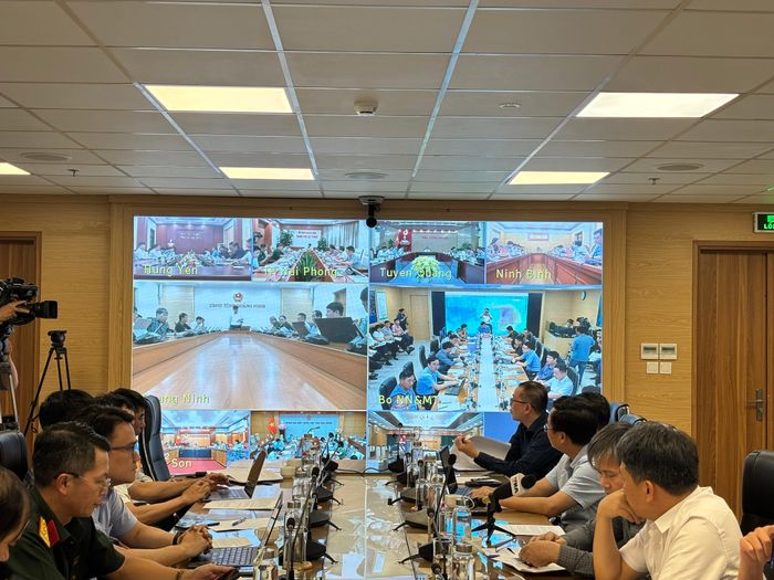 Thông tin trực tuyến của các địa phương tại cuộc họp. Ảnh: Thắng Trung/Bnews/vnanet.vn