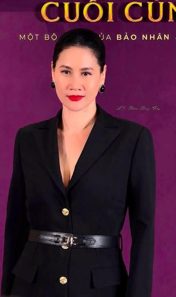 Thân Thúy Hà đóng cùng Tăng Thanh Hà trong dự án phim điện ảnh mới.