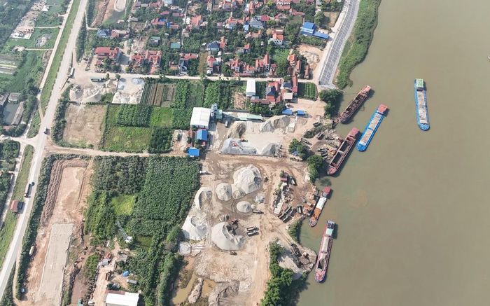 Khu vực trạm trộn bê tông của Công ty TNHH Xuân Hồng