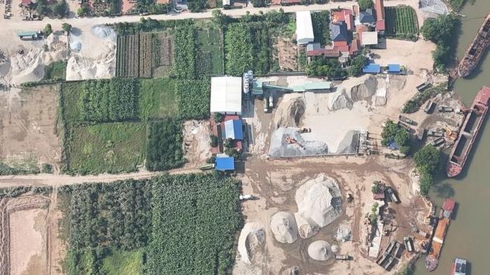 Khu vực trạm trộn bê tông của Công ty TNHH Xuân Hồng