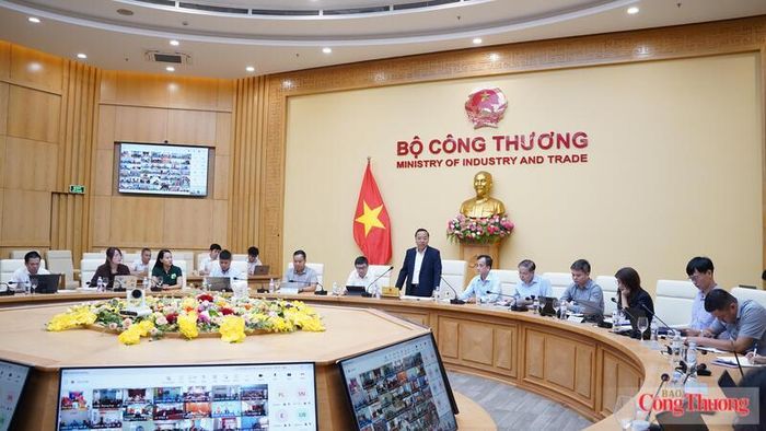 Việc ban hành Nghị định số 243/2026/NĐ-CP tiếp tục khẳng định quyết tâm của Chính phủ trong việc hoàn thiện thể chế về phát triển điện lực, năng lượng tái tạo - Ảnh: Nguyên Thảo