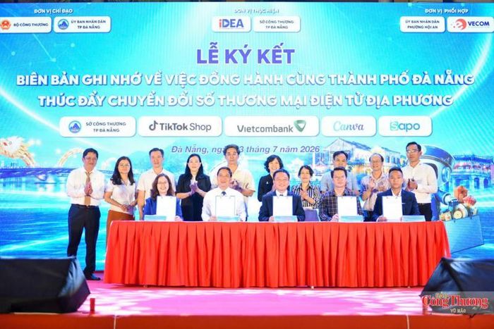 Sở Công Thương Đà Nẵng và các đơn vị công nghệ số ký biên bản ghi nhớ hợp tác về việc đồng hành thúc đẩy chuyển đổi số, thương mại điện tử các xã phường tại TP. Đà Nẵng