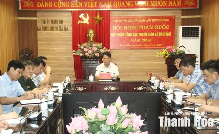 Đồng chí Đào Xuân Yên, Ủy viên Ban Thường vụ, Trưởng Ban Tuyên giáo và Dân vận Tỉnh ủy chủ trì tại điểm cầu Thanh Hóa.
