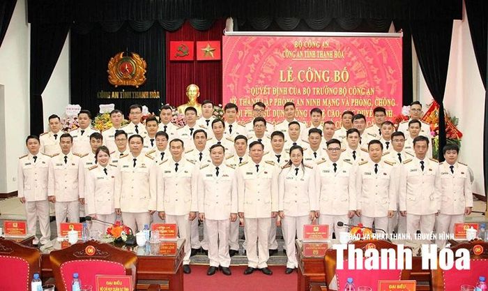 Tập thể, cán bộ Phòng ANM&PCTPSDCNC, Công an tỉnh Thanh Hóa.