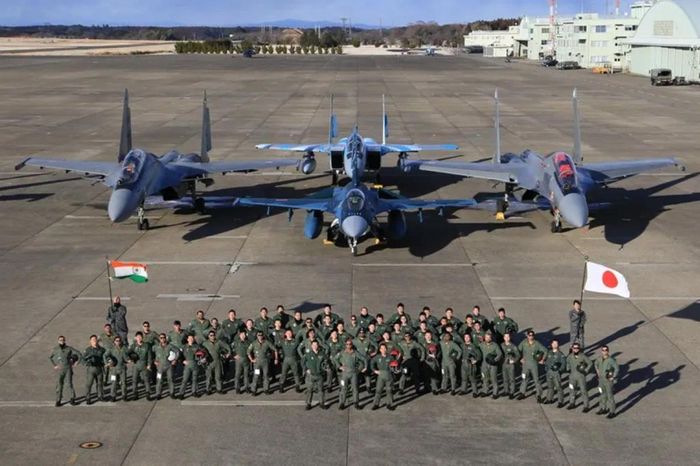Không quân Ấn Độ (IAF) và Lực lượng Phòng vệ Trên không Nhật Bản (JASDF) tham gia Cuộc tập trận Veer Guardian. Ảnh: Bộ quốc phòng Ấn Độ.