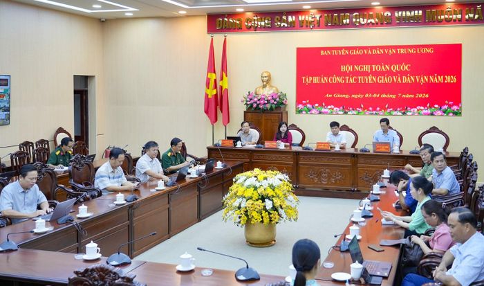 Quang cảnh hội nghị tại điểm cầu Tỉnh ủy An Giang.