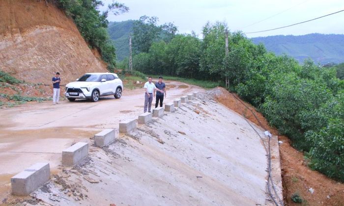  Công trình khắc phục sự cố sạt lở tại thôn Vá. 
