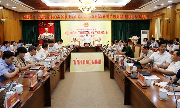  Toàn cảnh hội nghị. 