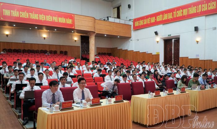 Đại biểu tham dự hội nghị.