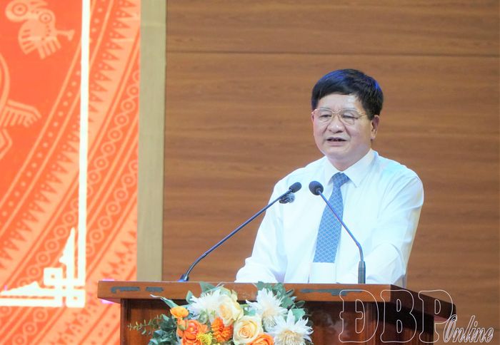 Phó Bí thư Thường trực Tỉnh ủy, Chủ tịch HĐND tỉnh Lê Thành Đô phát biểu tại hội nghị.