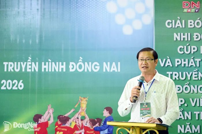 Phó Chủ tịch UBND phường Phước Bình Nguyễn Thành Sơn phát biểu tại lễ khai mạc. Ảnh: Nguyễn Tấn