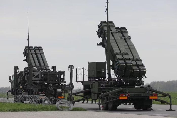 Hệ thống phòng không Patriot của Mỹ tại sân bay Warsaw-Radom ở Radom, Ba Lan. Ảnh tư liệu: PAP/TTXVN