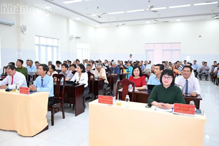 Quang cảnh hội nghị.