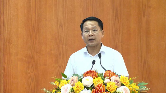 Lãnh đạo Sở Nội vụ phát động đợt thi đua cao điểm Chiến dịch 90 ngày đêm khám sức khỏe định kỳ hoặc khám sàng lọc miễn phí cho người dân Lai Châu.