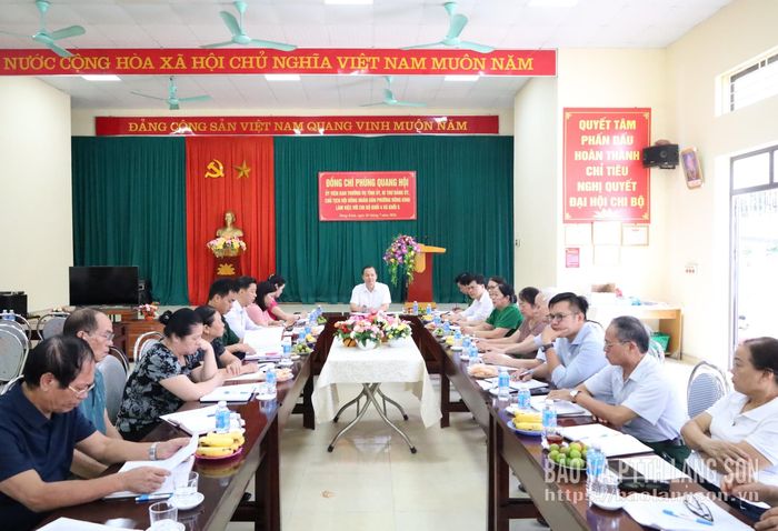 Các đại biểu tham gia buổi làm việc