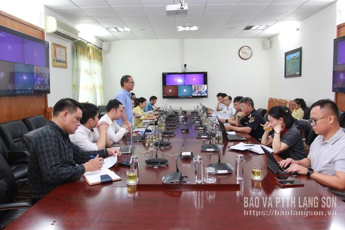 Cuộc họp tại điểm cầu Sở Khoa học và Công nghệ