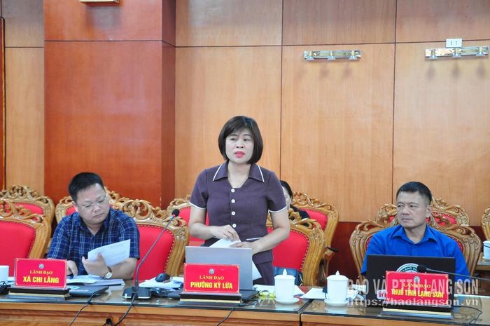 Lãnh đạo UBND phường Kỳ Lừa phát biểu tại cuộc họp