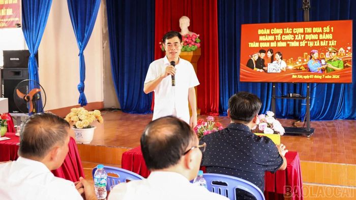 Đồng chí Đỗ Quang Minh - Phó Trưởng Ban Thường trực Ban Tổ chức Tỉnh ủy Lào Cai phát biểu tại chương trình.