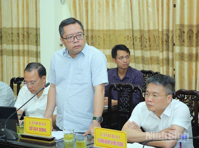 Đại diện Sở Xây dựng phát biểu tại hội nghị.