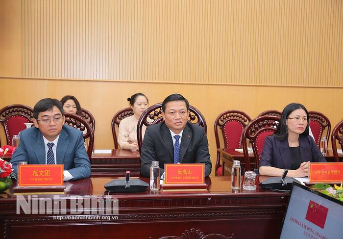 Đồng chí Nguyễn Cao Sơn, Tỉnh ủy viên, Phó Chủ tịch UBND tỉnh phát biểu tại Lễ ký kết.