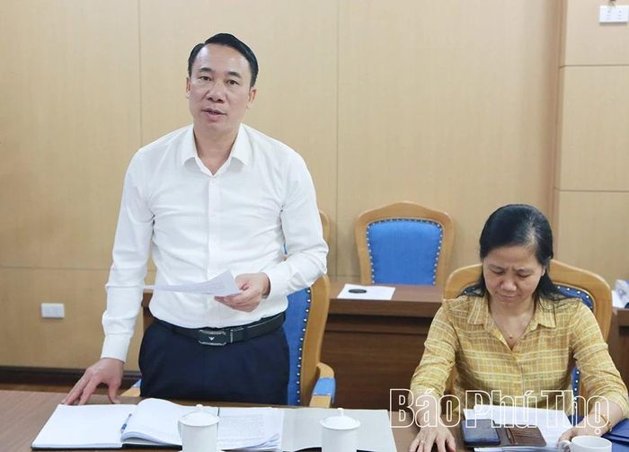 Lãnh đạo Ủy ban MTTQ tỉnh phát biểu tại hội nghị.