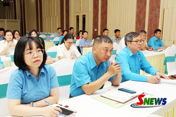 Các học viên tham gia lớp tập huấn