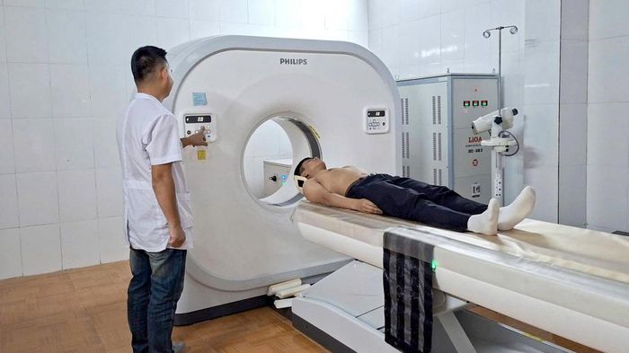 Tại Trung tâm nhiều kỹ thuật hiện đại được triển khai và duy trì hiệu quả như chạy thận nhân tạo, chụp cắt lớp vi tính (CT-Scanner)