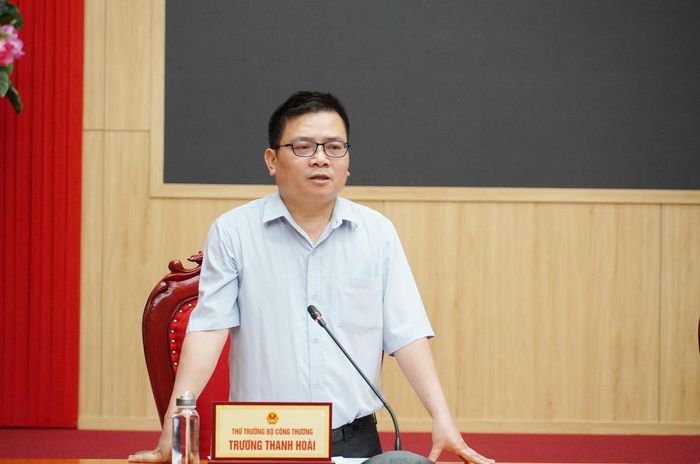 Thứ trưởng Trương Thanh Hoài nhấn mạnh Bộ Công Thương sẽ tiếp tục phối hợp với địa phương tháo gỡ khó khăn, đẩy nhanh tiến độ các dự án theo Điều chỉnh Quy hoạch điện VIII - Ảnh: Cổng TTĐT Quảng Trị