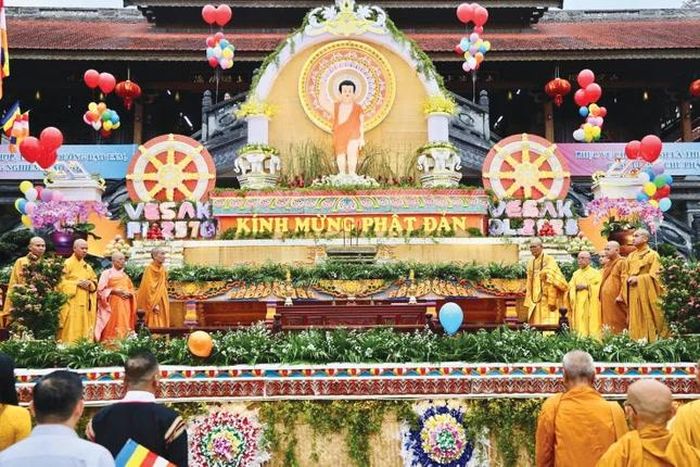 Đại lễ Phật đản Phật lịch 2570
