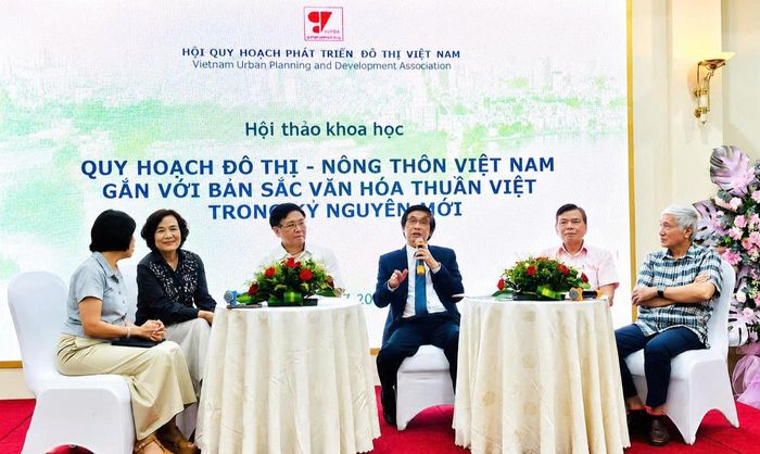 Cần lan tỏa bản sắc văn hóa thuần Việt, hướng tới xây dựng hệ thống đô thị, nông thôn hiện đại, thông minh.