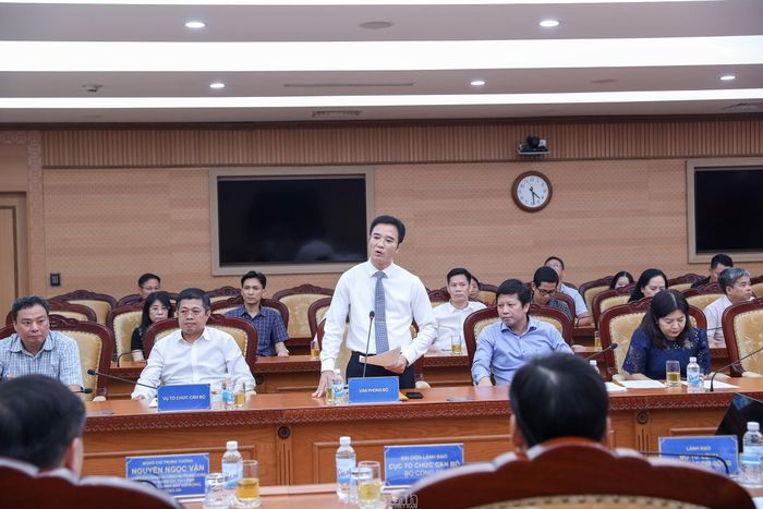 Chánh Văn phòng Bộ Tài chính Vũ Cao Sơn phát biểu nhận nhiệm vụ.